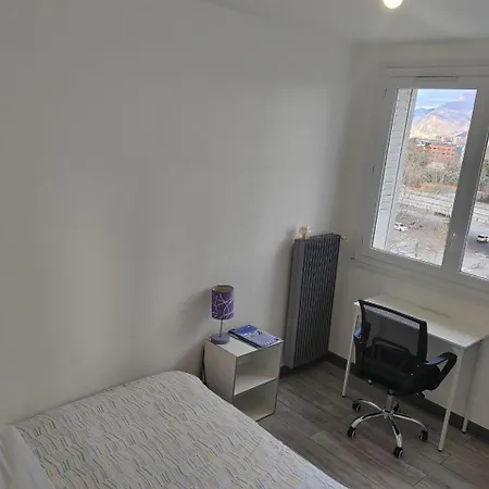 Une Chambre Dans Appartement Partage, Grenoble A 8 Min Du Centre-Ville Extérieur photo